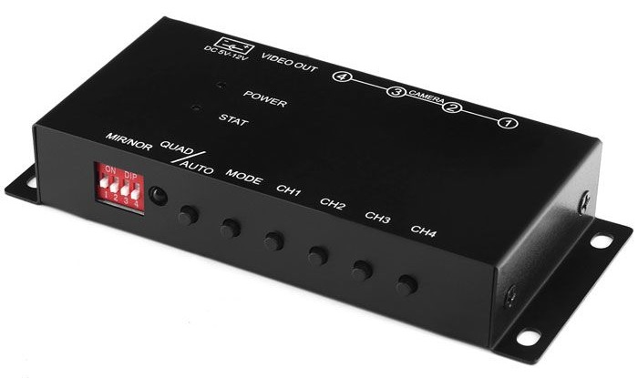 Квадратор (Формат сигнала: PAL/NTSC; 4 канала в реальном времени; Видеовыход: RCA; Разрешение: 720х576 пикс)